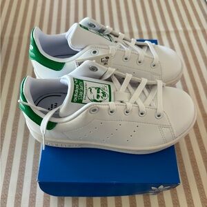 BNWT Adidas Kids' Stan Smith White and Green Shoes